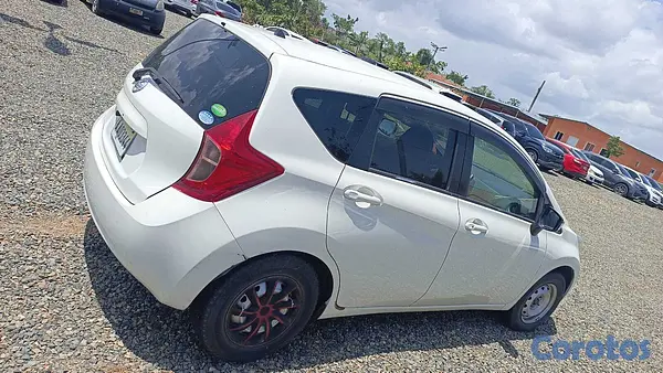 carros - NISSAN NOTE 4