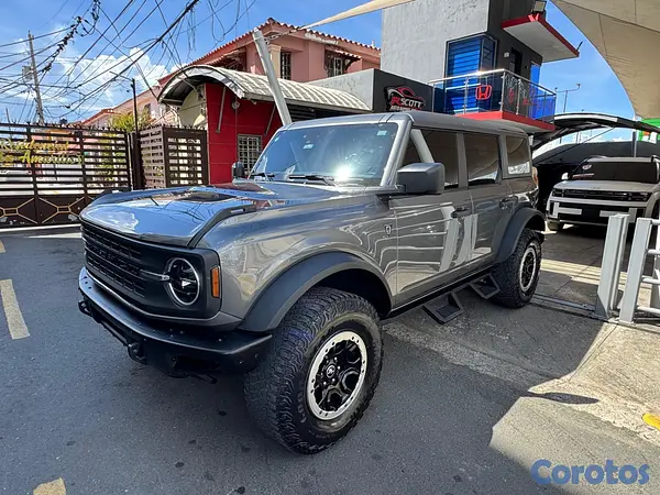 jeepetas y camionetas - FORD BRONCO 2022 SOLO 21 MIL MILLAS  4