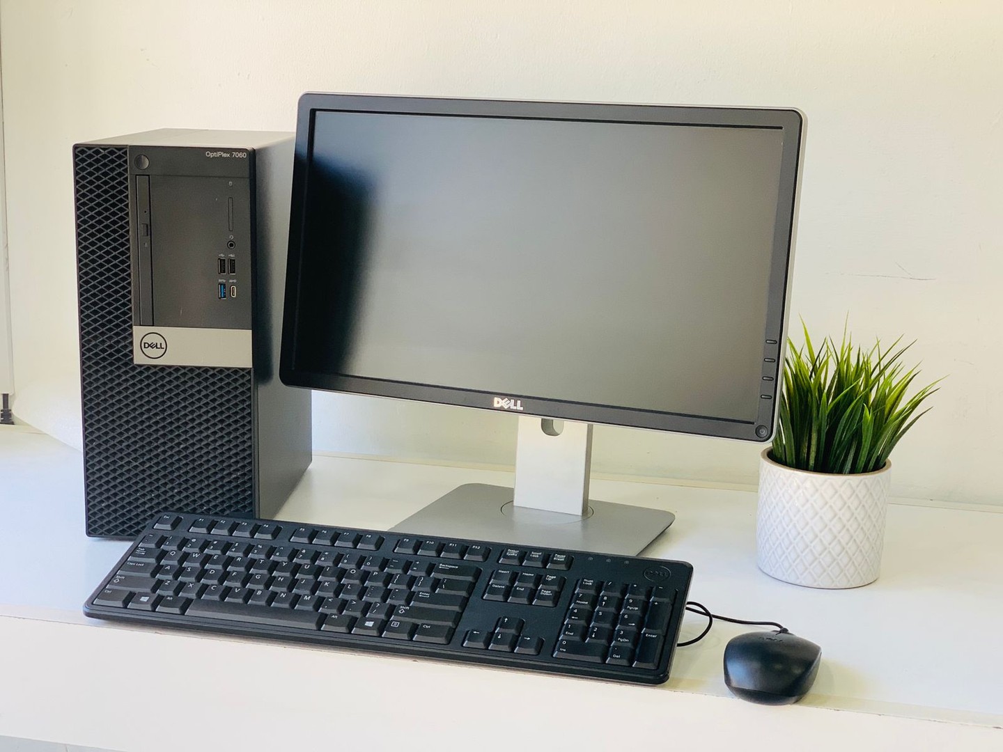 computadoras y laptops - COMPUTADORA COMPLETA  DELL i7 8TH , 16GB 256, MONITOR DELL 20 IPS 
