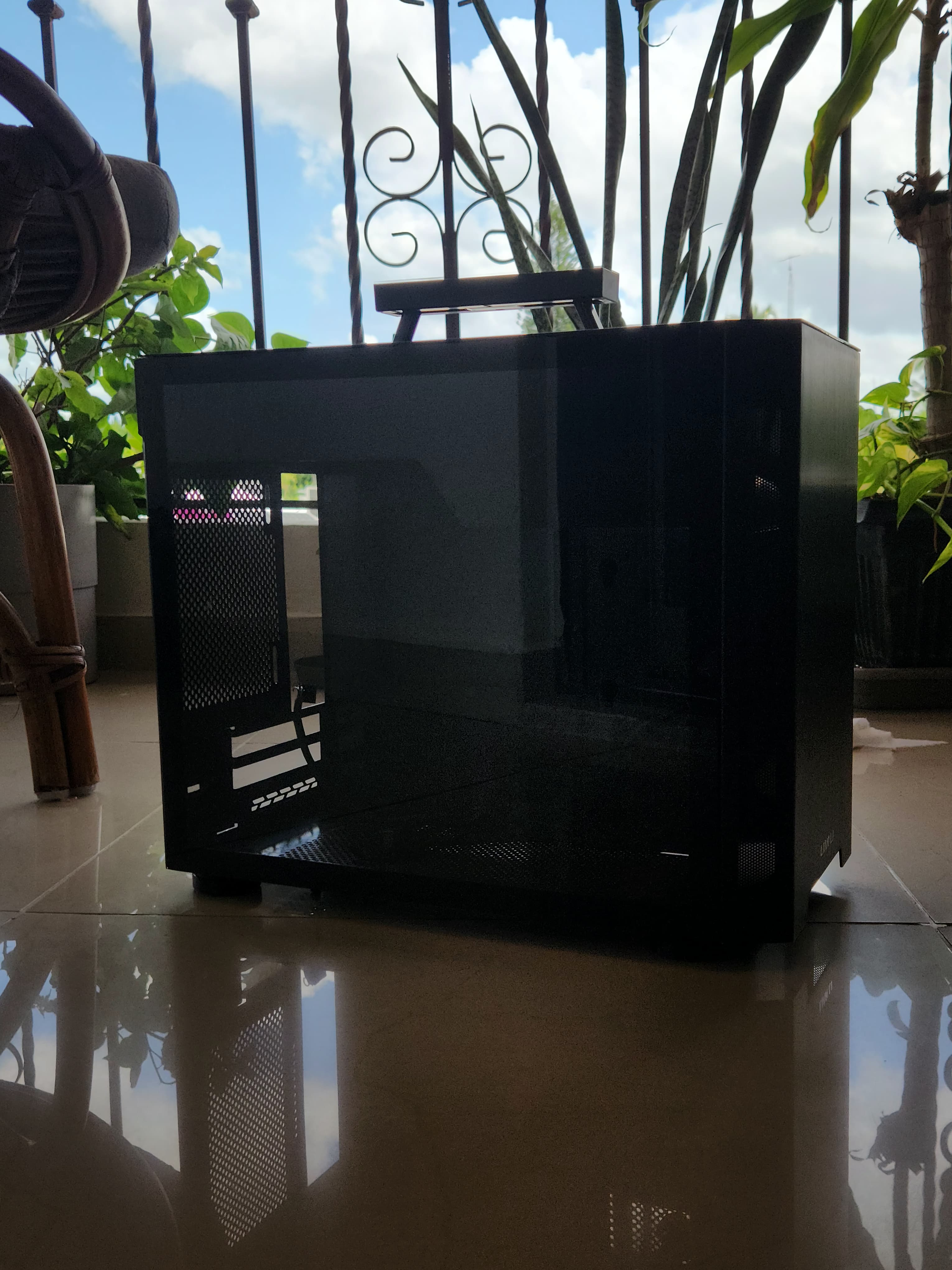 computadoras y laptops - PC Case Mini ITX - Lian Li TU150 1