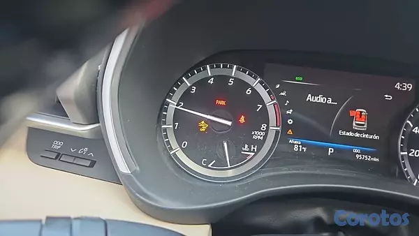 jeepetas y camionetas - Toyota Highlander XLE 2020 9