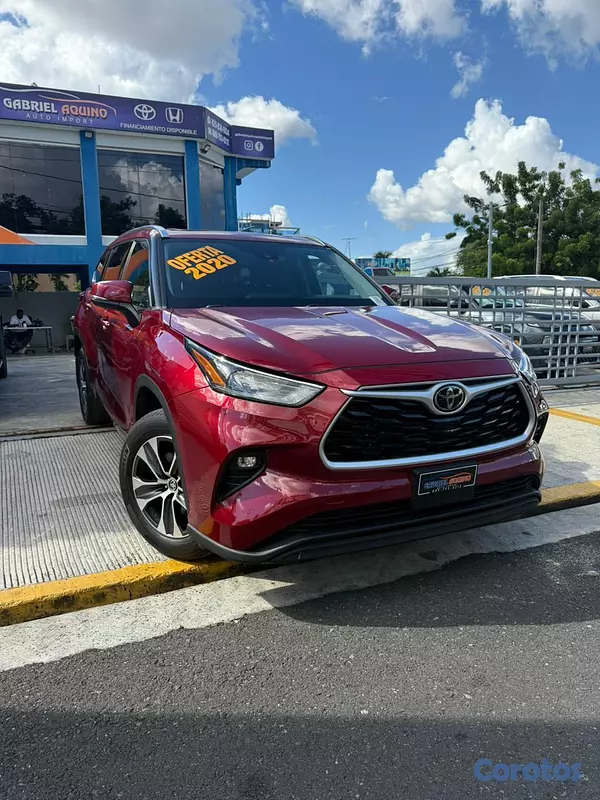 jeepetas y camionetas - Toyota highlander XLE  2020 12