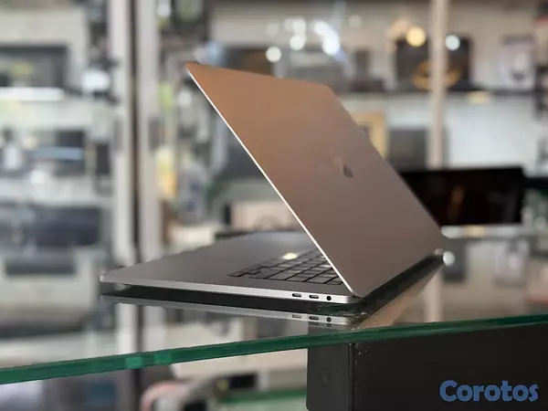 computadoras y laptops - MacBook Pro A2141 i9 32GB ram 512GB SSD 2