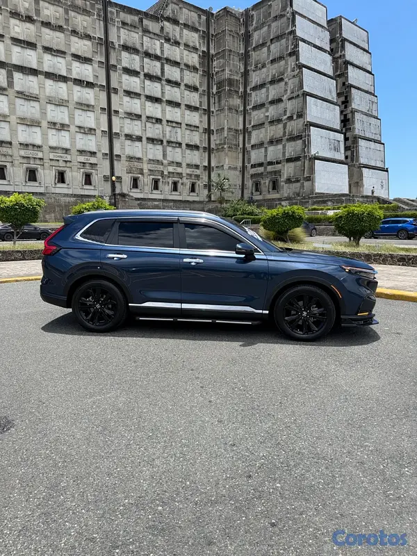 jeepetas y camionetas - Honda CR-V LX año 2025 6