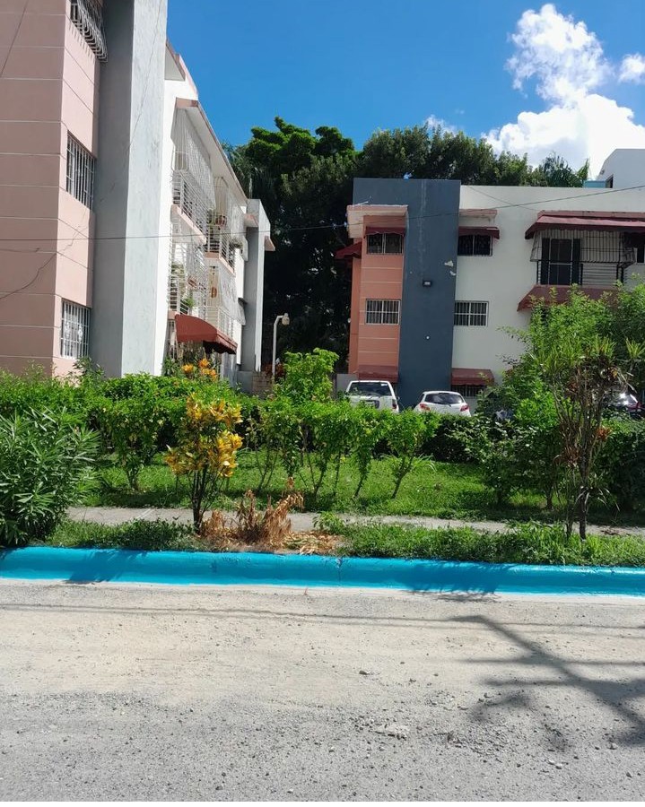 apartamentos - Vendo sin intermediario Apartamento 2Do Nivel 