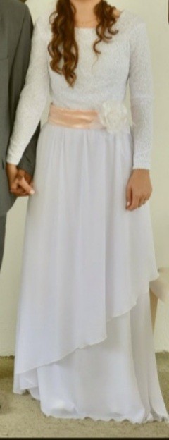 ropa para mujer - Hermoso vestido ideal para boda civil o ceremonia religiosa.