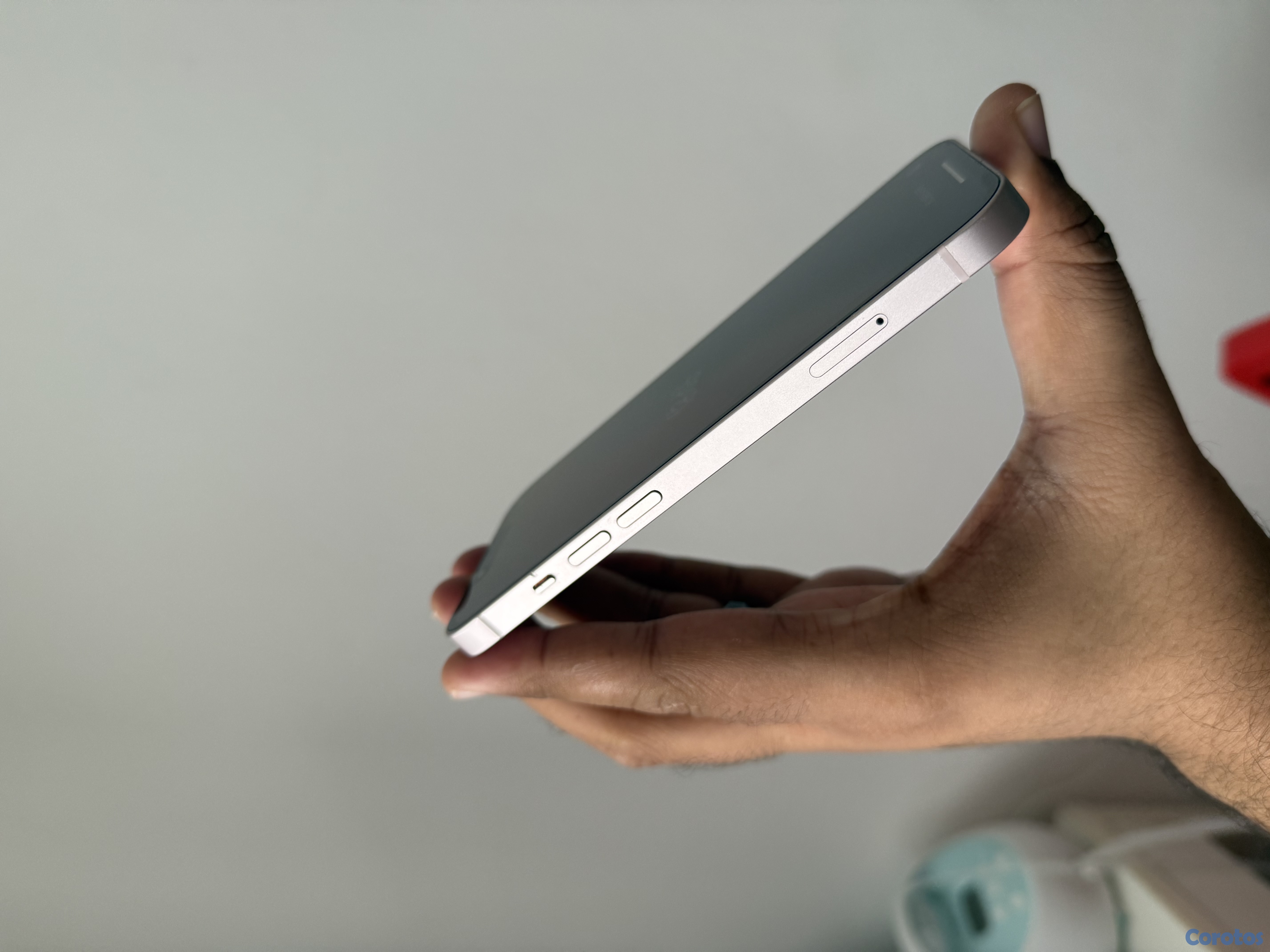 celulares y tabletas - iPhone 13 256gb en Excelentes Condiciones 3