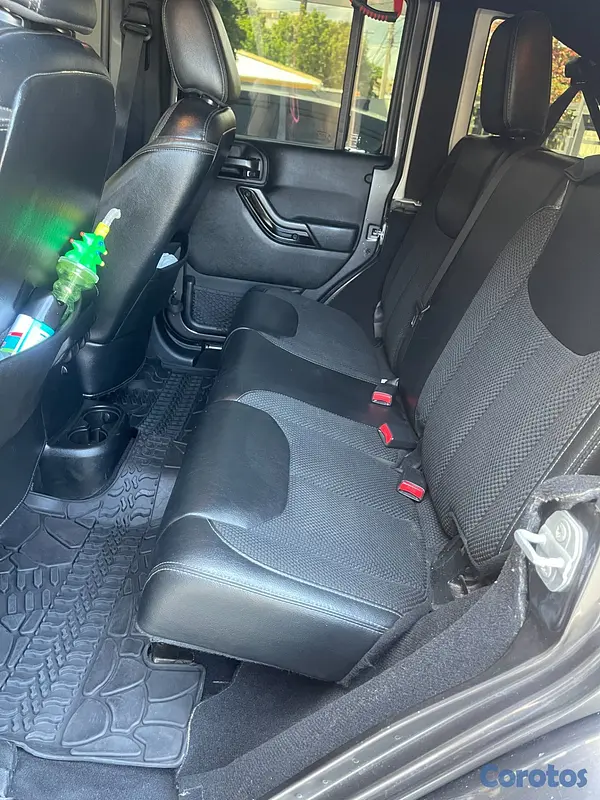 jeepetas y camionetas - VENDO JEEP WRANGLER 2017 5