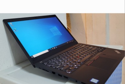 computadoras y laptops - Laptop lenovo T490 14 Pulg Core i5 8va Gen Ram 8gb ddr4 SSD Disco 512gb Wifi 1