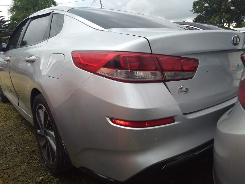 carros - KIA K5 2018 GRIS 3