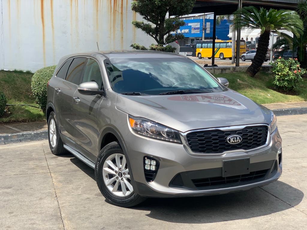 jeepetas y camionetas - KIA SORENTO 2019 3 FILAS DE ASIENTOS EN PIEL HALOGENOS LED ESTRIBOS LA MAS NUEVA