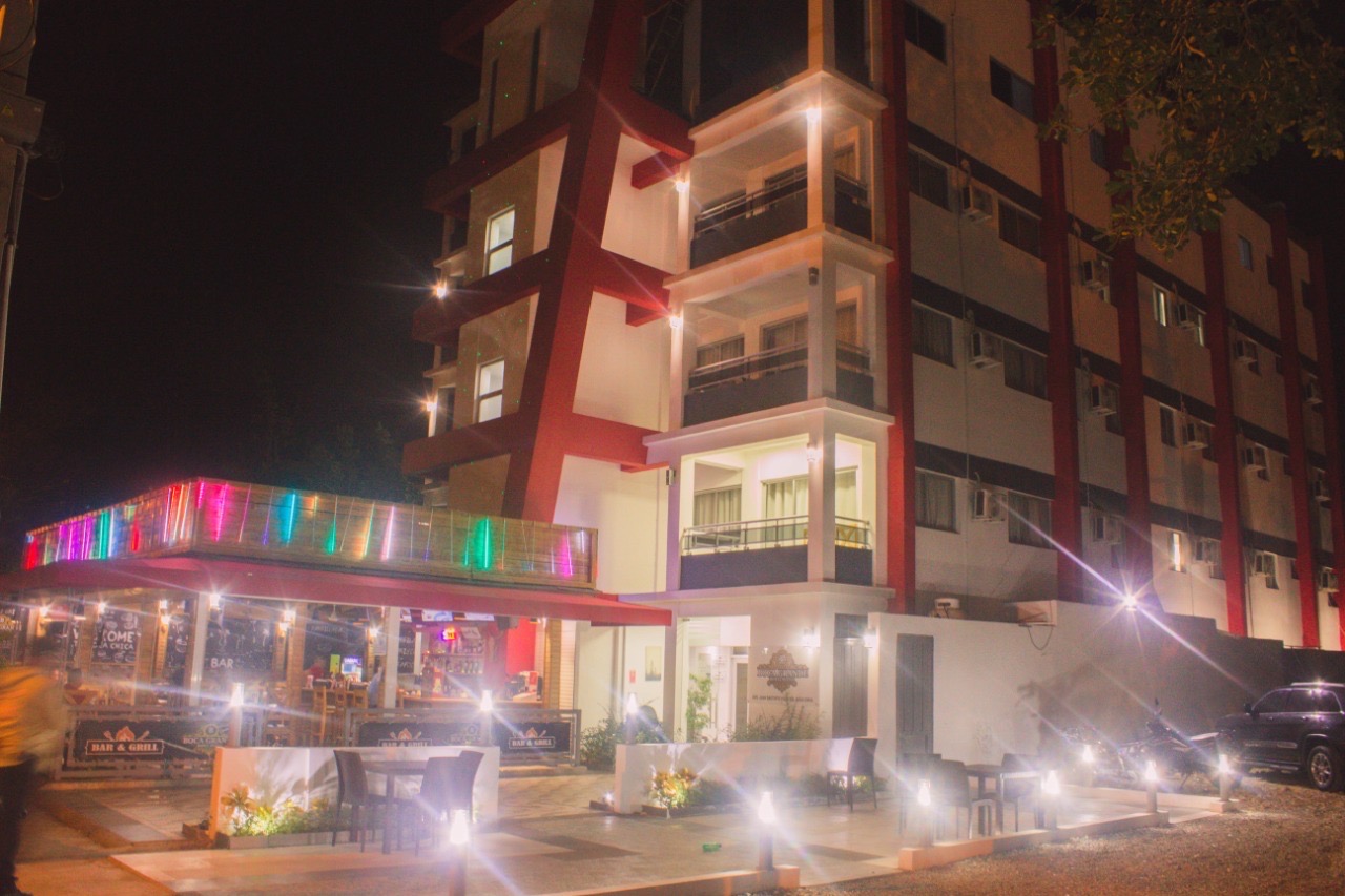 otros inmuebles - venta de hotel en boca chica con 24 habitaciones Santo Domingo  1