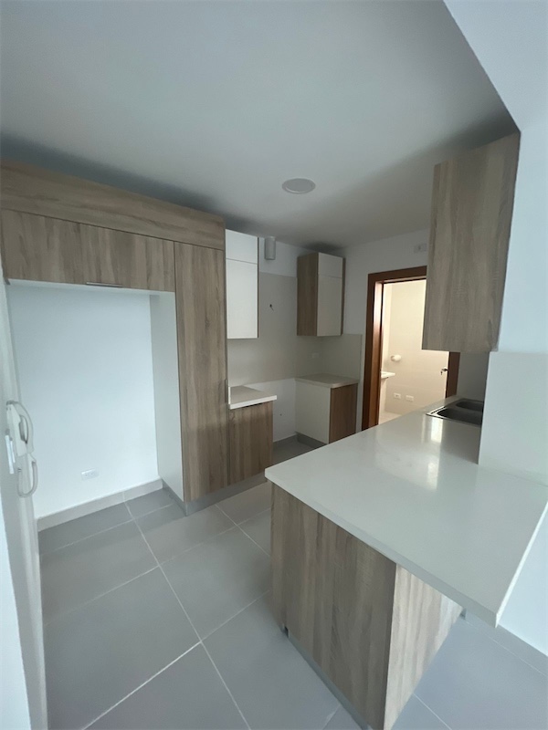 apartamentos -  apartamento en Evaristo Morales distrito nacional Santo Domingo 5