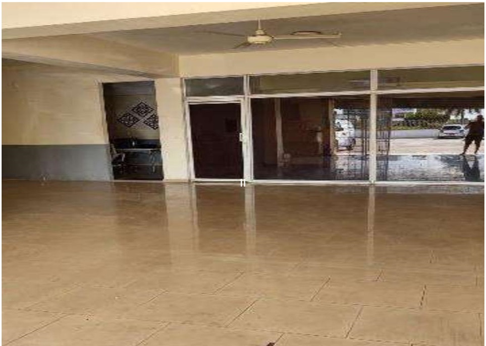 oficinas y locales comerciales - Local Comercial de 485 Mts.2 en BAVARO,  Av Estados Unidos de BAVARO, Punta Cana 7