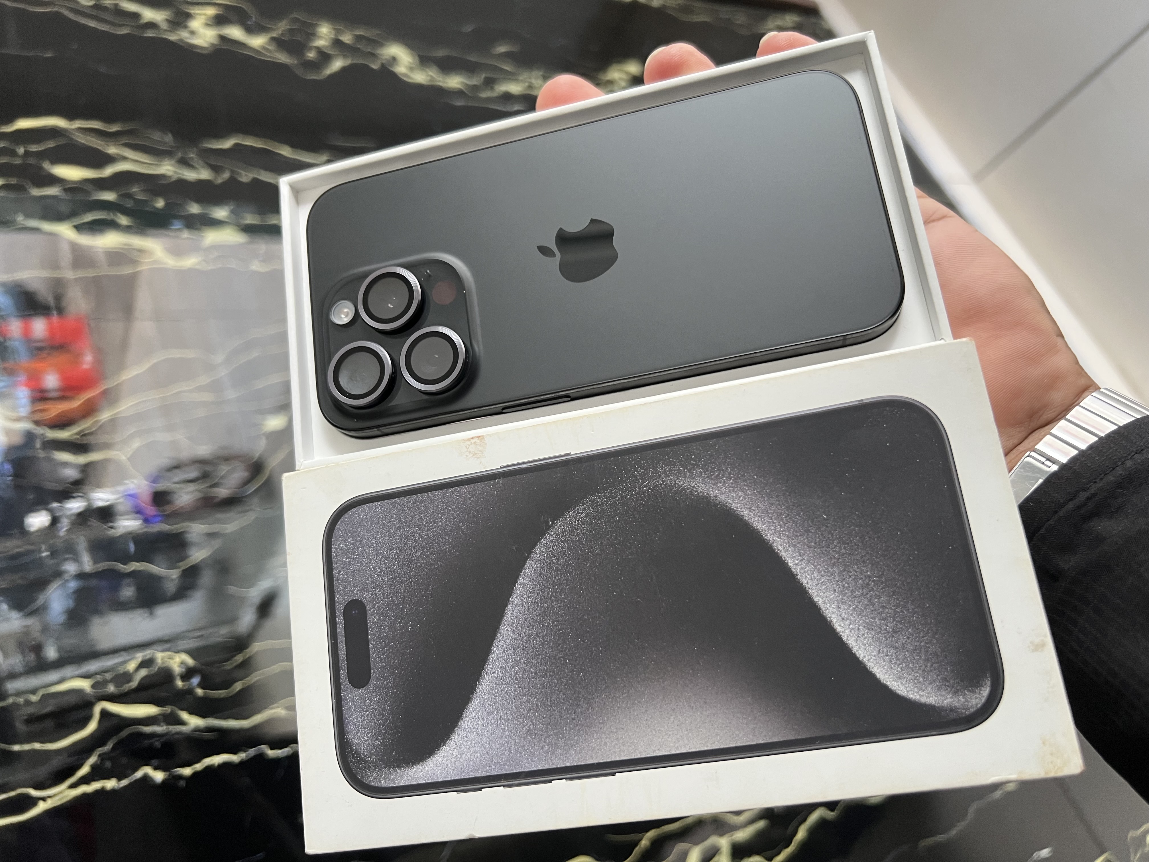 celulares y tabletas - iPhone 15 pro 256 1