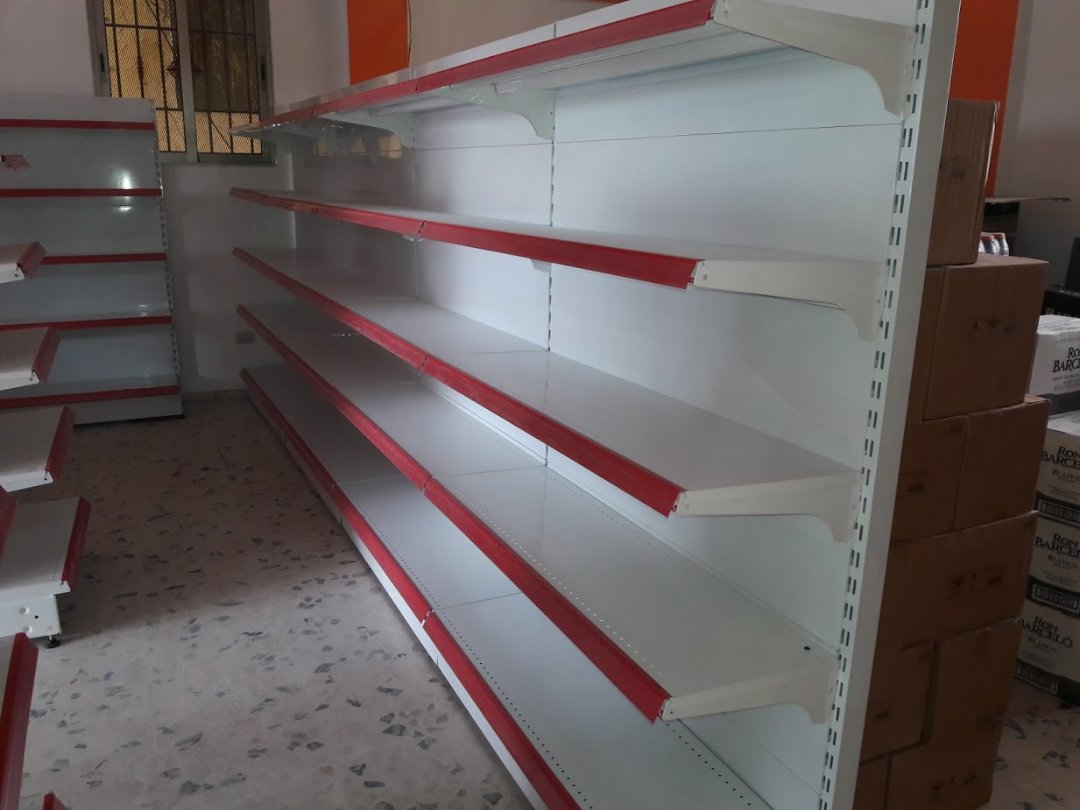 equipos profesionales - Gondolas metálicas para exhibición de mercancías para supermercados 1