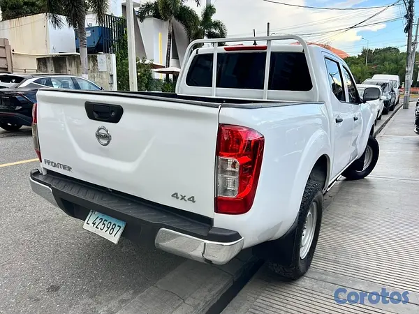 jeepetas y camionetas - NISSAN FRONTIER NP300 2021 5