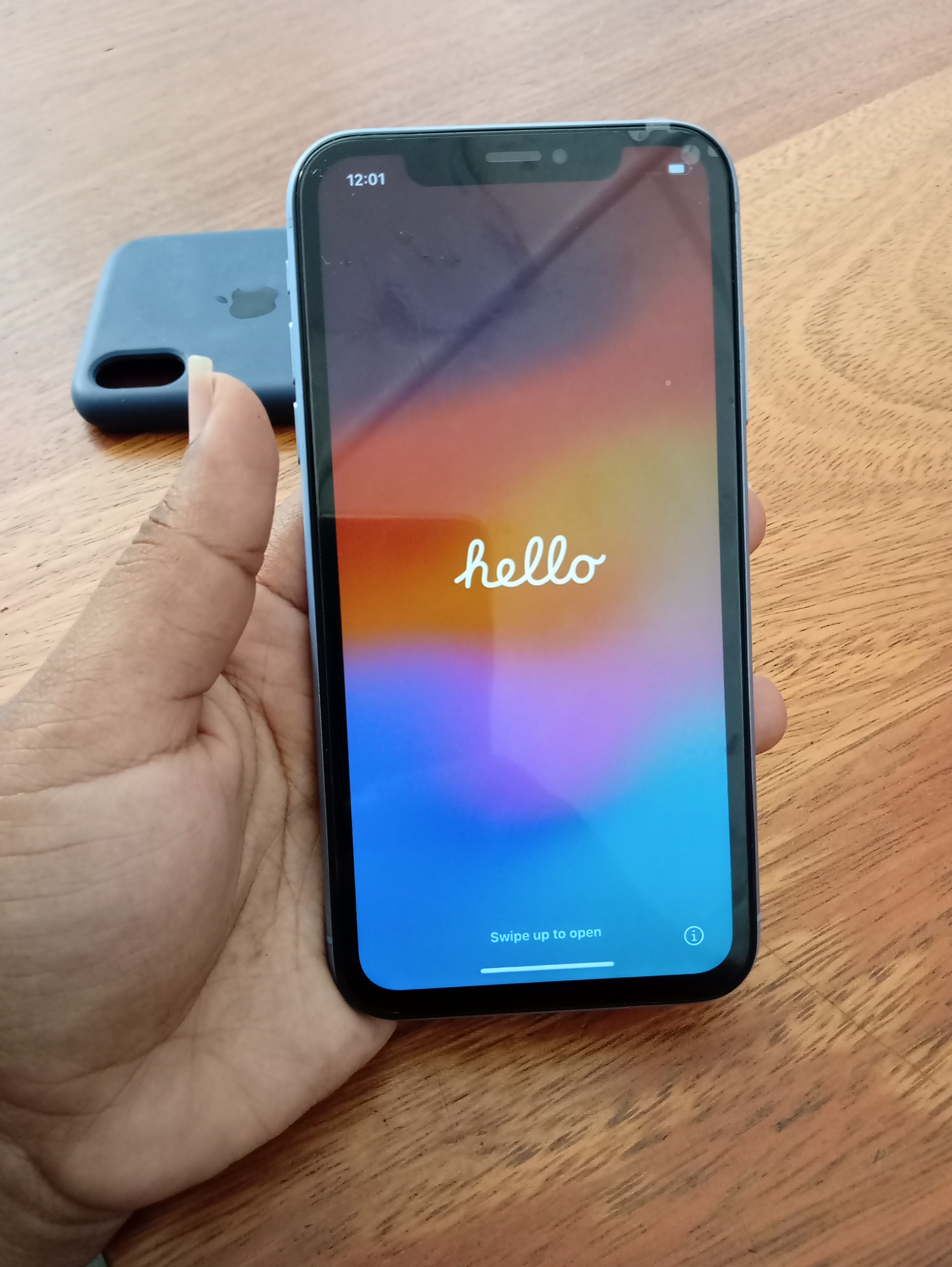 celulares y tabletas - iPhone XR  0