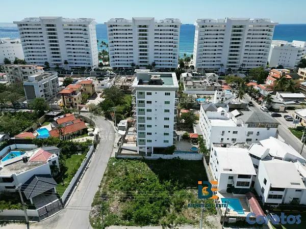 solares y terrenos - SE VENDE DE OPORTUNIDAD Excelente Solar con 750 me 2