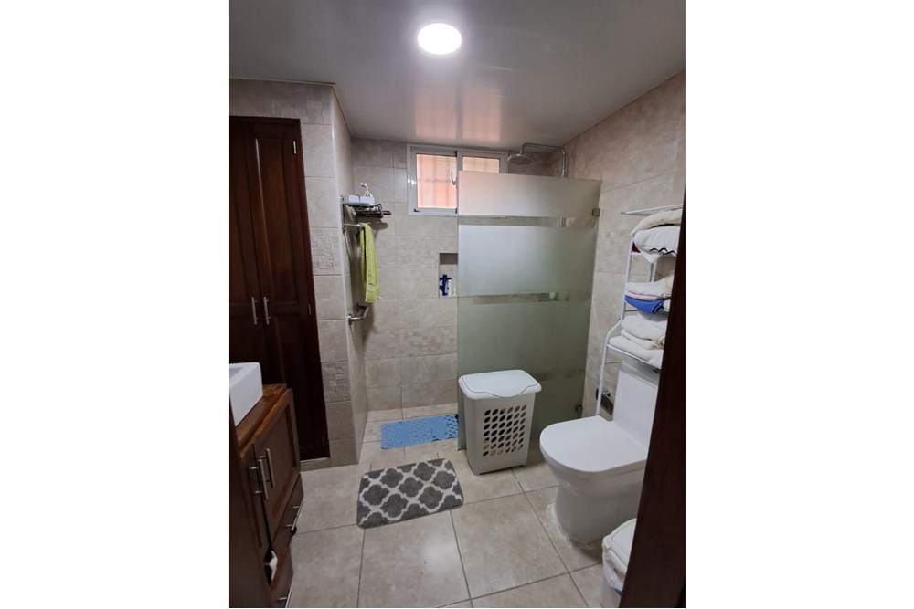 casas - Casa en venta en Jardines del Sur  3
