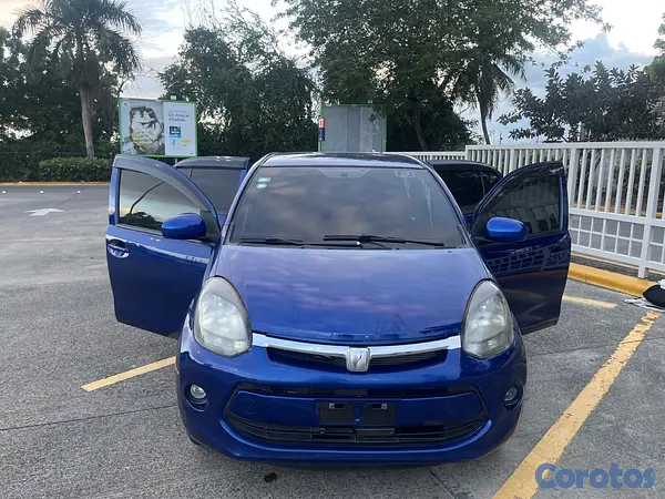 carros - Toyota Passo 2016 10