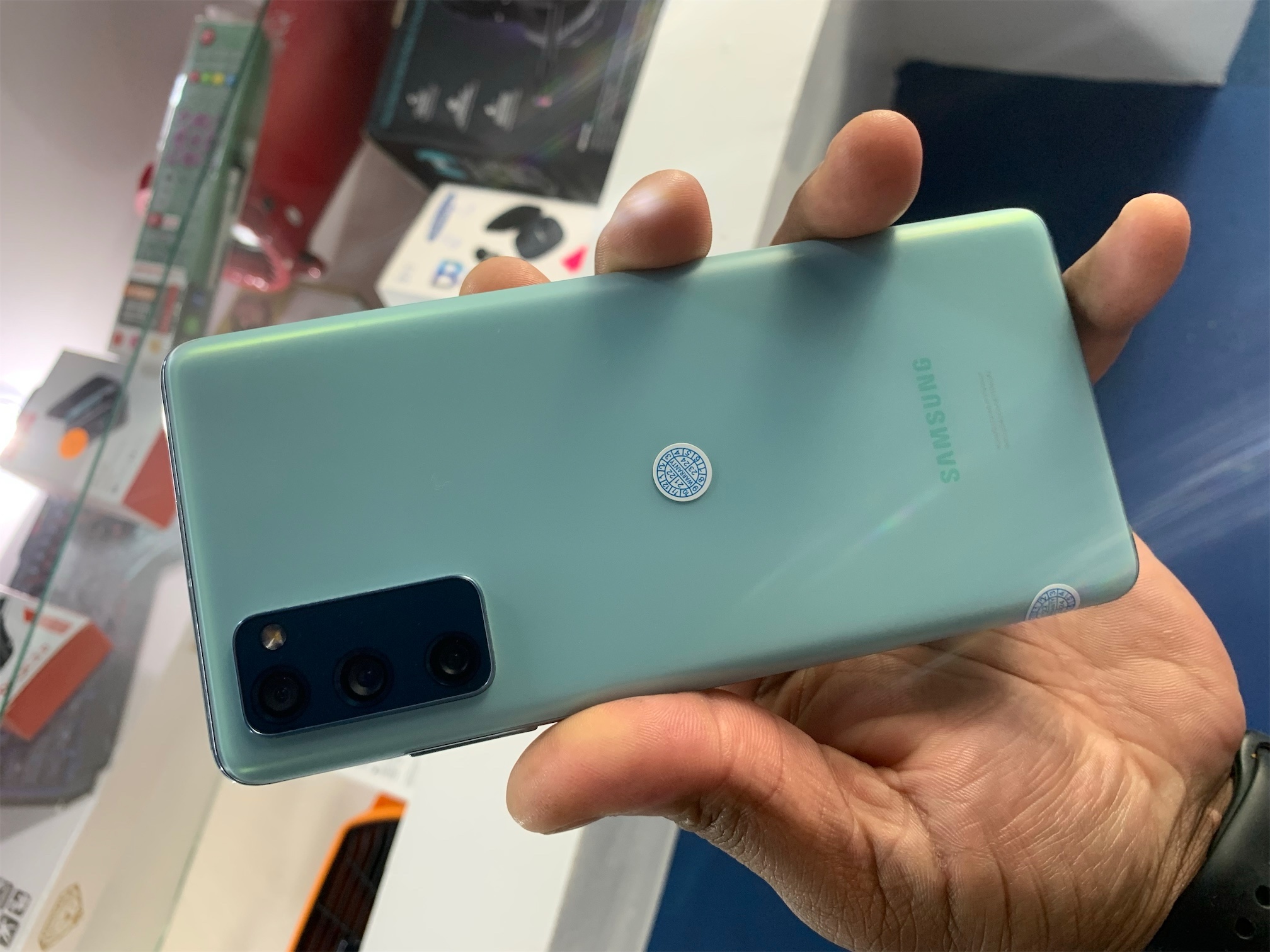 celulares y tabletas - Samsung s20FE 5G 128GB 1