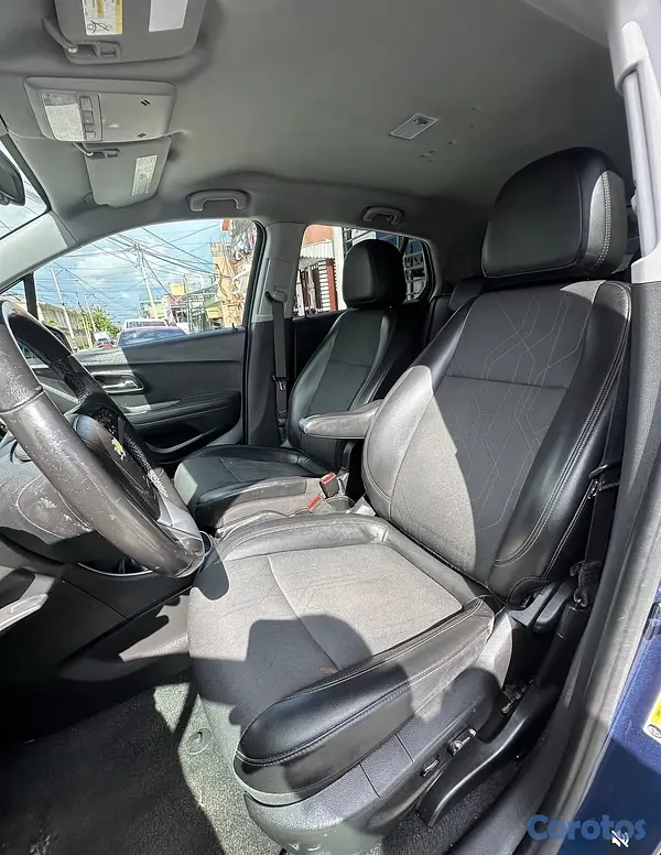 jeepetas y camionetas - Chevrolet Trax LT 2020 6
