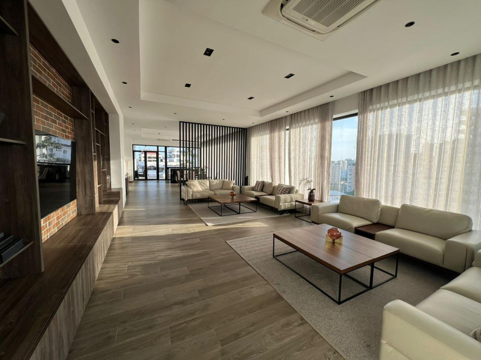 apartamentos - Apartamento en venta de 3 Habitaciones 3 Baños en Ensanche Naco