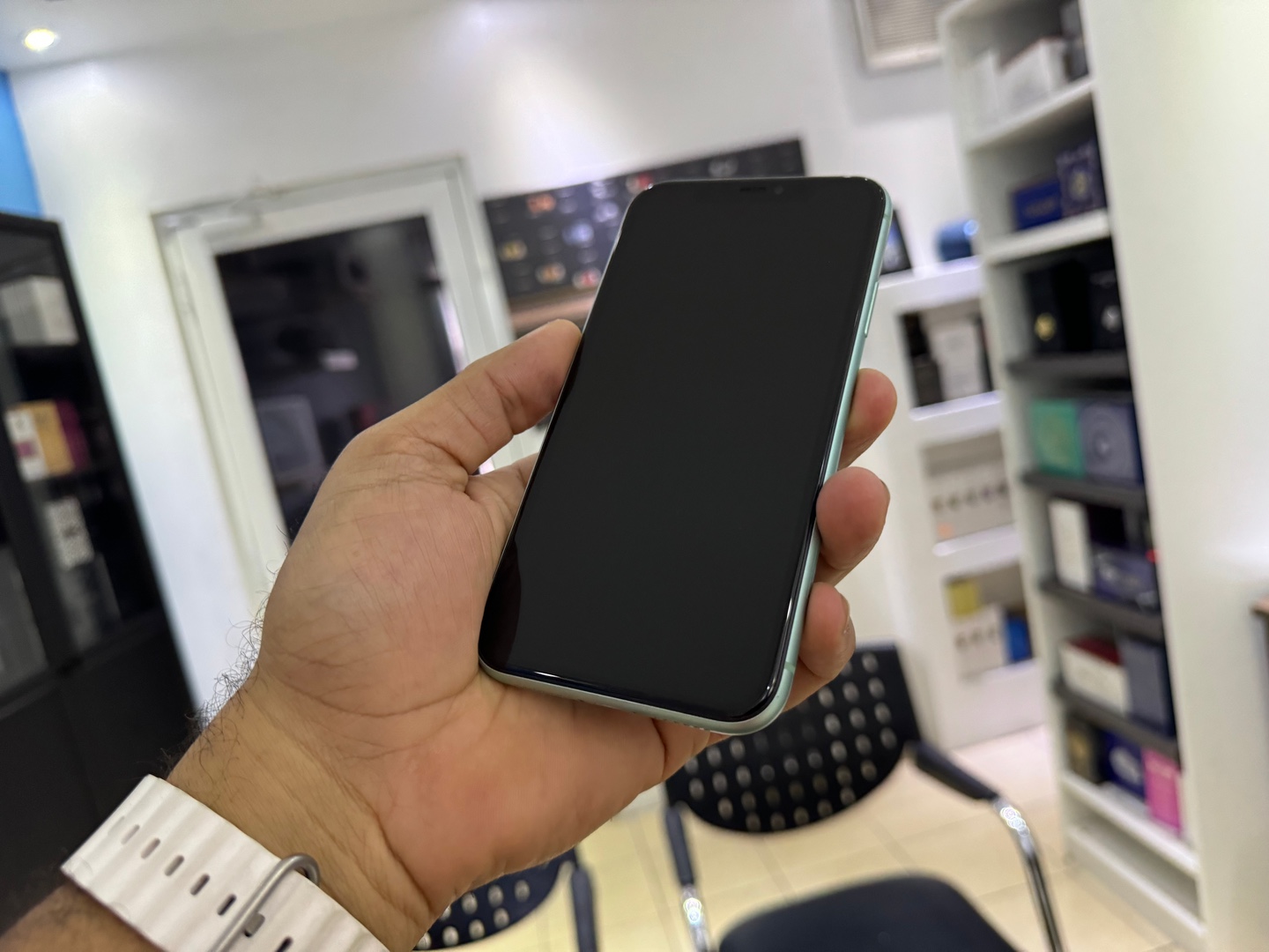 celulares y tabletas - iPhone 11 Regular 256GB Verde Como Nuevo , Desbloqueado, Garantia, $ 18,800 NEG 1