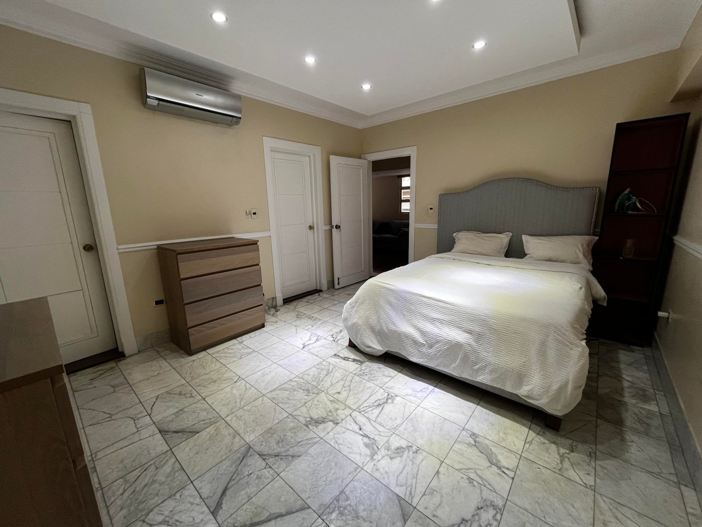 apartamentos - Apartamento en Alquiler en Piantini 8