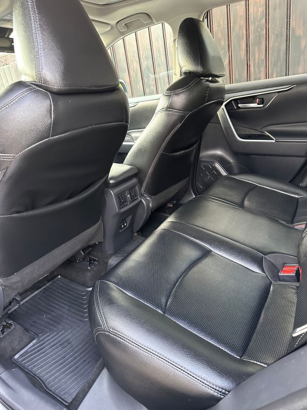 jeepetas y camionetas - Toyota rav4 2019 6