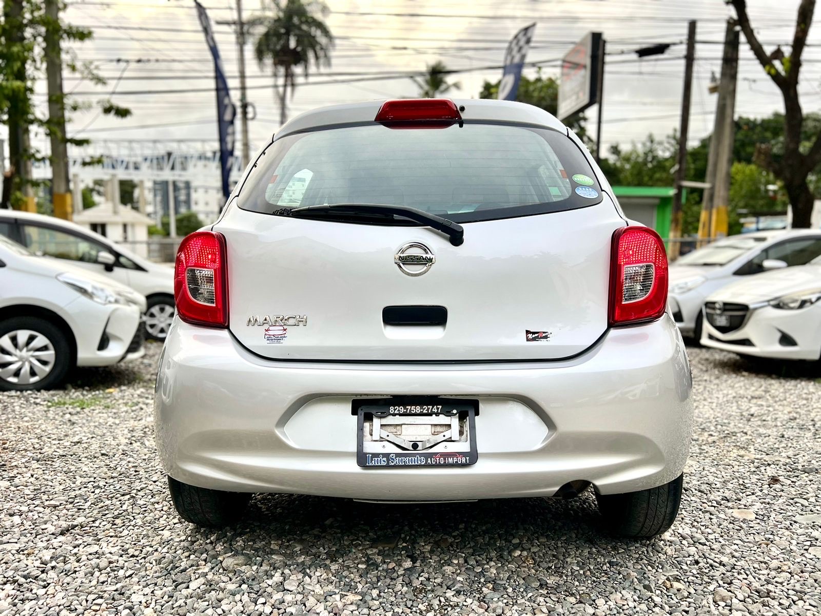 carros - Nissan March 2019  8