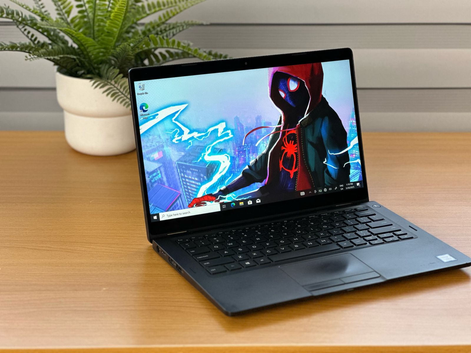 computadoras y laptops - Laptop Dell 2 en 1 5300 Touch i5 / 16GB / 250 SSD 1