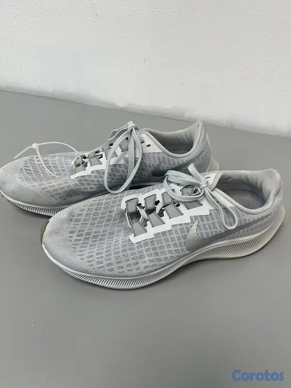 zapatos para mujer - bota en perfecta condición size 8 7