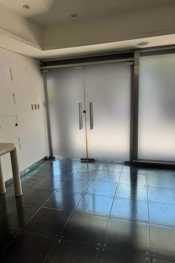 oficinas y locales comerciales - Alquiler local comercial – 59 m² en Arroyo Hondo 2