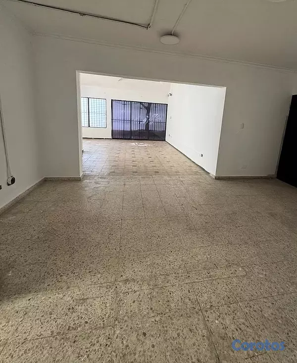 oficinas y locales comerciales - se alquila casa  4