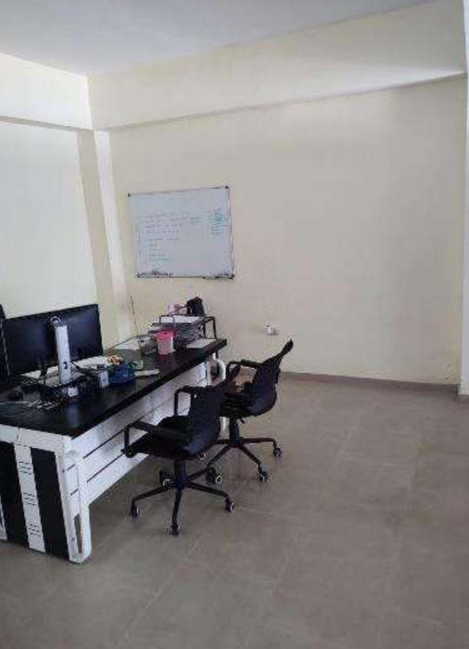 oficinas y locales comerciales - Local Comercial de 485 Mts.2 en BAVARO,  Av Estados Unidos de BAVARO, Punta Cana 8