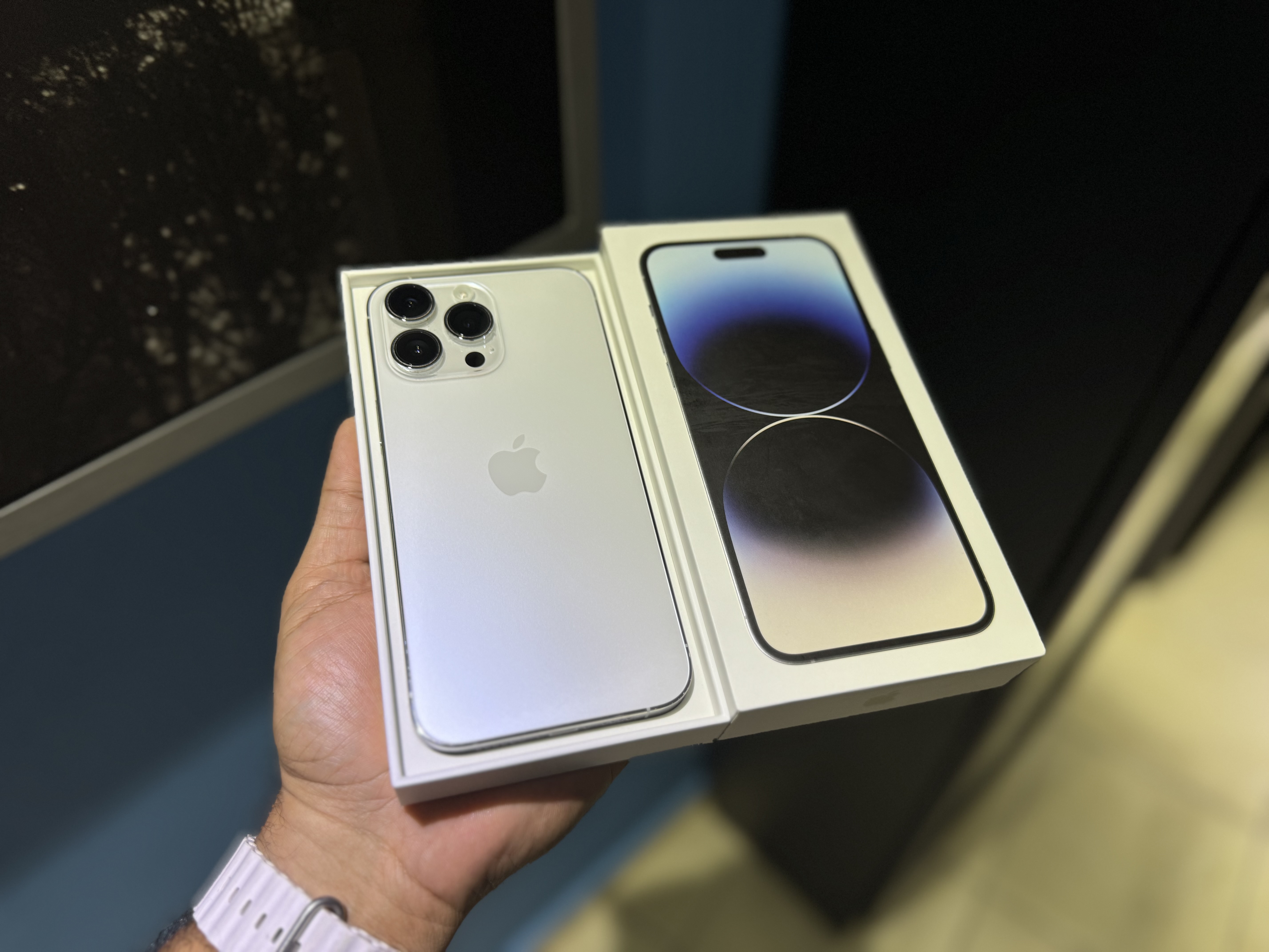 celulares y tabletas - iPhone 14 Pro Max 256GB Silver $ 49,995 NEG 2