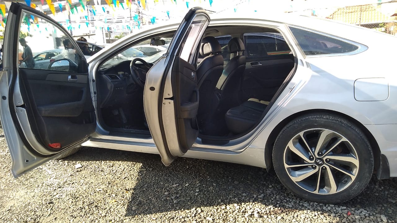carros - HYUNDAI SONATA NEW RISE 2019 GRIS 4