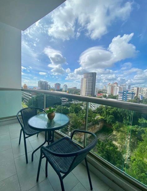 habitaciones y viviendas compartidas - Alquiler Apartamento de 1 Habitación con piscina, La Julia, Santo Domingo 2