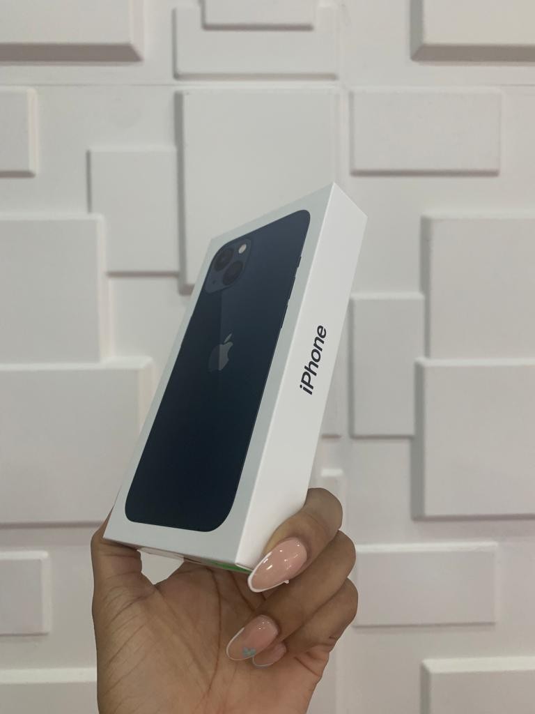 celulares y tabletas - iPhone 13 de 128gb Factory sellado clean 2
