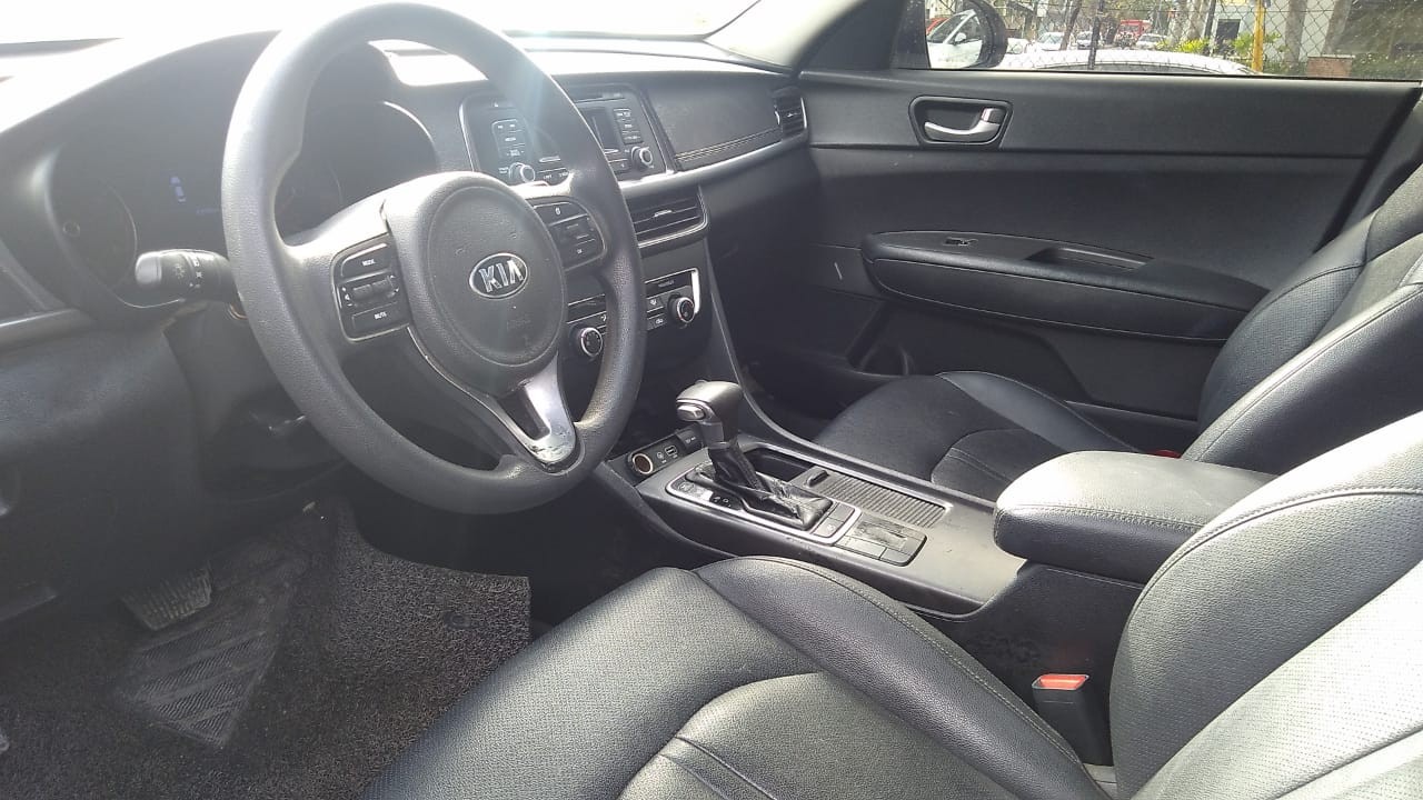carros - KIA K5 2018 BLANCODESDE: RD$ 715,100.00 2