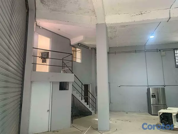 otros inmuebles - Alquilo Nave industrial en Autopista 6 De Noviembre 5