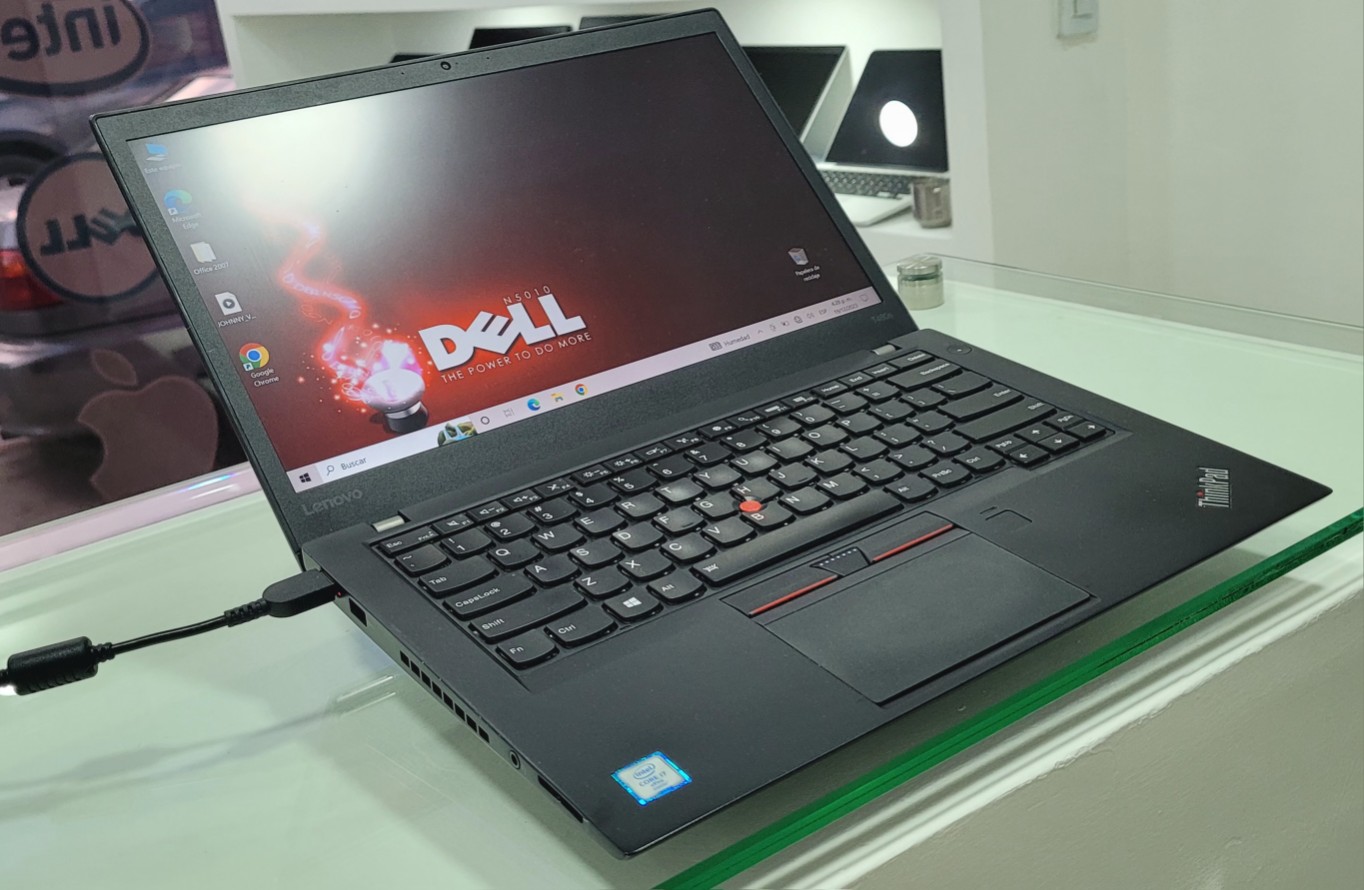 computadoras y laptops - Lenovo Slim Touch 14 Pulg Core i7 Ram 12gb ddr4 Disco m2 256gb full Video 6gb 1