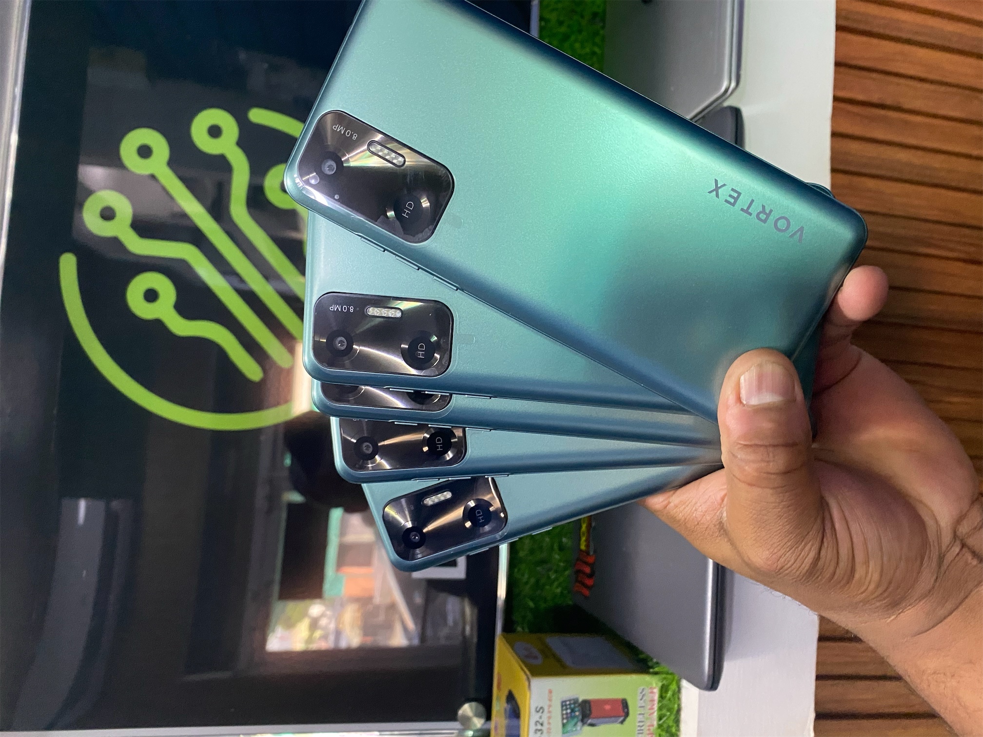 celulares y tabletas - VORTEX ZG65 Smart Phone  6.5" SCREEN *DUAL SIM*  0