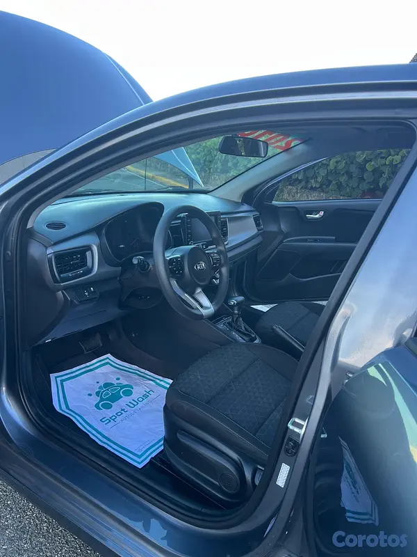 carros - Kia Rio 2019 8