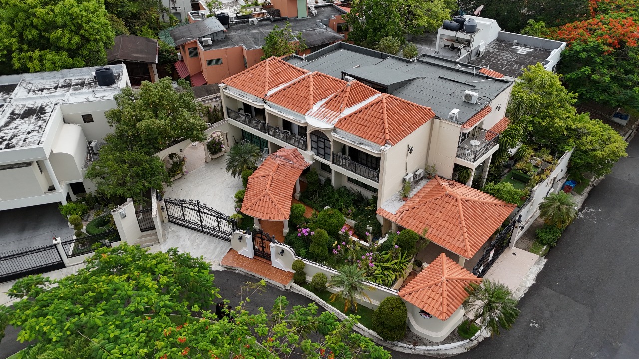casas - Casa en los Pinos de Arroyo Hondo Viejo de Oferta  1