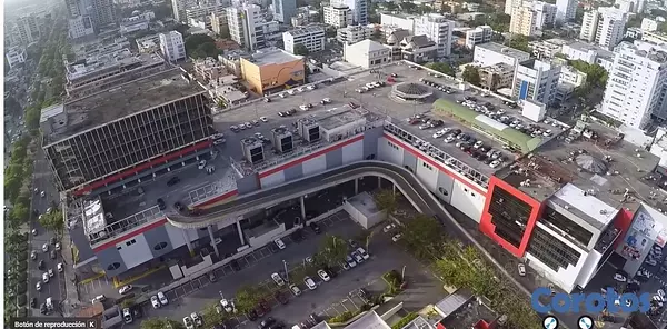 oficinas y locales comerciales - Gran Local en Plaza Central Piantini  de 2505 m2 6