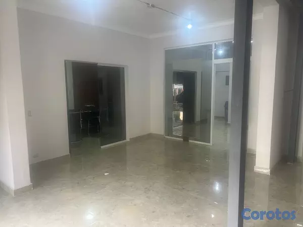 oficinas y locales comerciales - LOCAL COMERCIAL 3