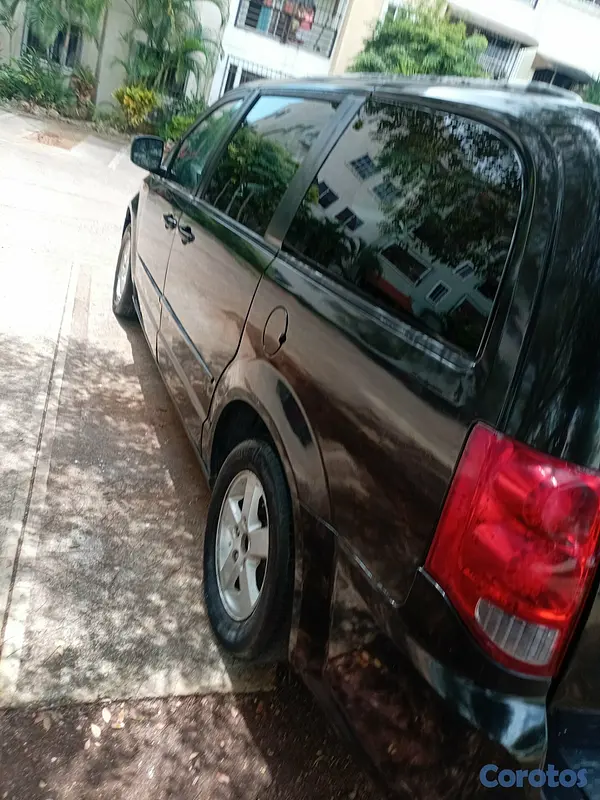 jeepetas y camionetas - DODGE cARAVAN 2012 SXT 14